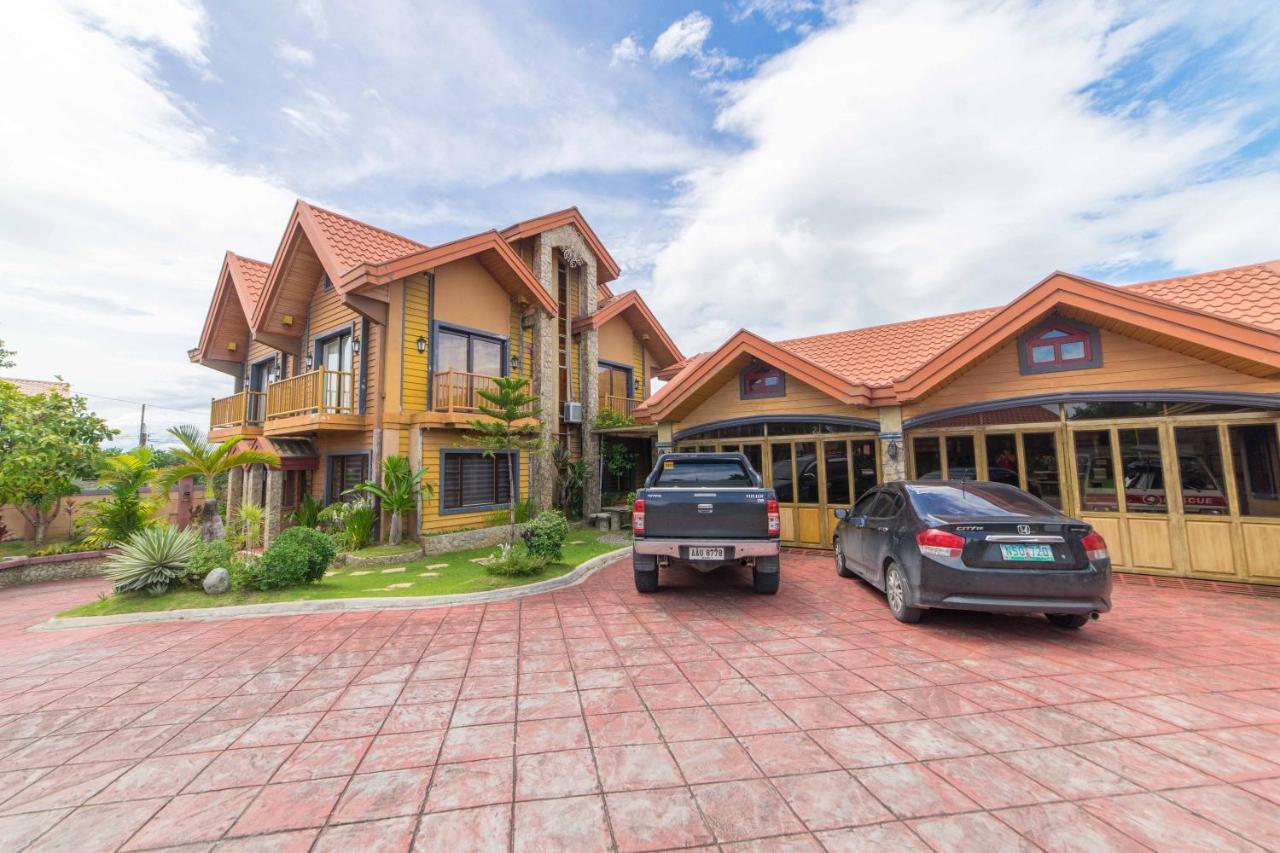 RedDoorz Plus @ Starhomes Olivianville Tarlac City Exterior foto
